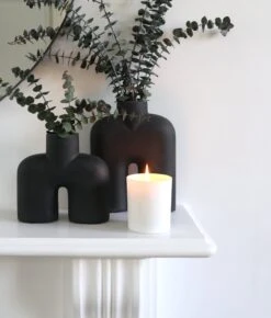 This Works Neroli & Sweet Orange Candle -This Works Shop Candle lifestyle 2022