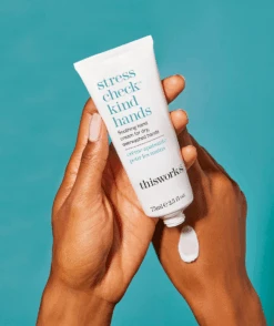 This Works Stress Check Kind Hands 75ml -This Works Shop SCHKH 75ML IN USE