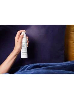 THIS WORKS Deep Sleep Pillow Spray 125ml Ltd. Ed 8 THIS WORKS Deep Sleep Pillow Spray 125ml Ltd. Ed -This Works Shop VBWG5 SQ3 0000000099 N A SLd1
